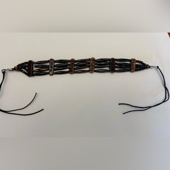 Vintage Wooden Jewelry Set - Picture 8 of 9